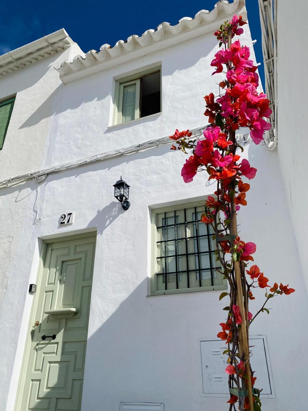 Vila Minicasita Tipica Zuheros Exteriér fotografie